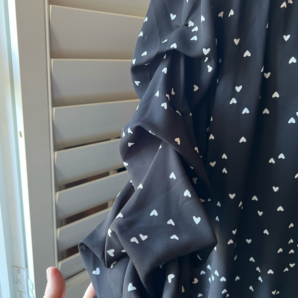 CeCe Black Heart Pattern Blouse - image 3